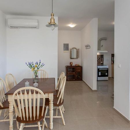 Hillside Seaview Apartment Stalos Ngoại thất bức ảnh