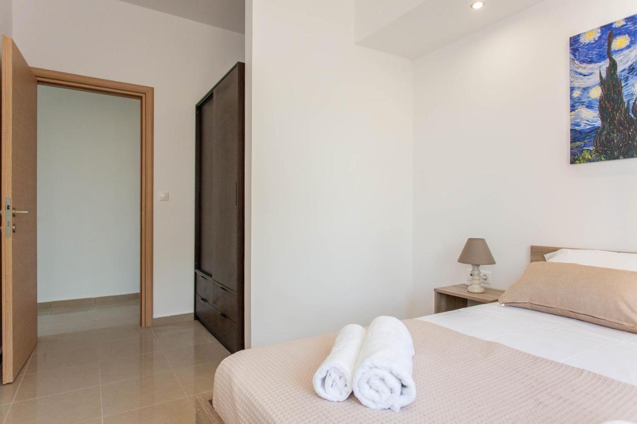 Hillside Seaview Apartment Stalos Ngoại thất bức ảnh