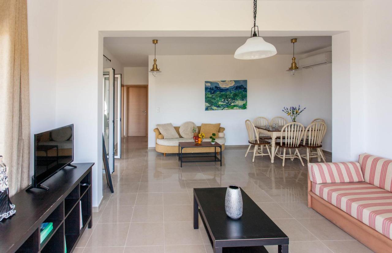 Hillside Seaview Apartment Stalos Ngoại thất bức ảnh